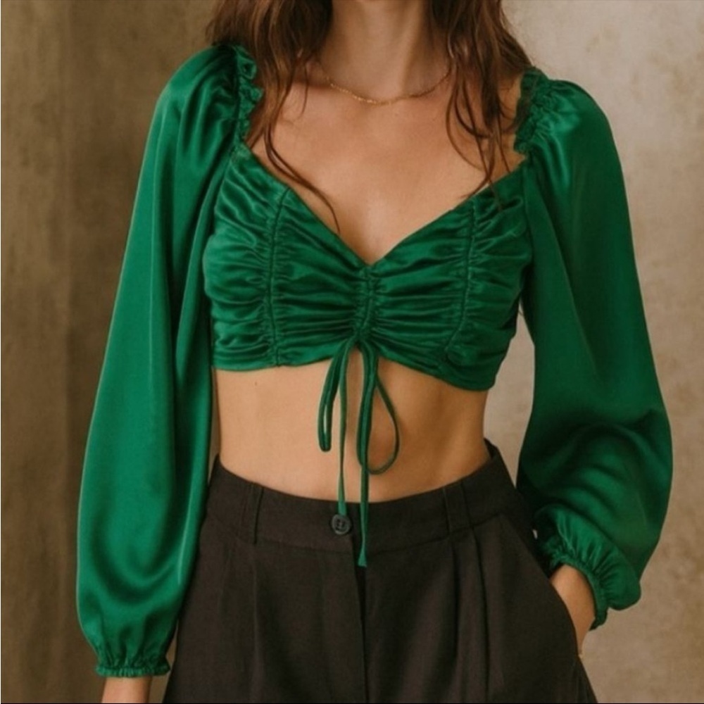 NWT Urban Outfitters Green Satin Ruched Ruffle Crop Top Tie Back Size Medium